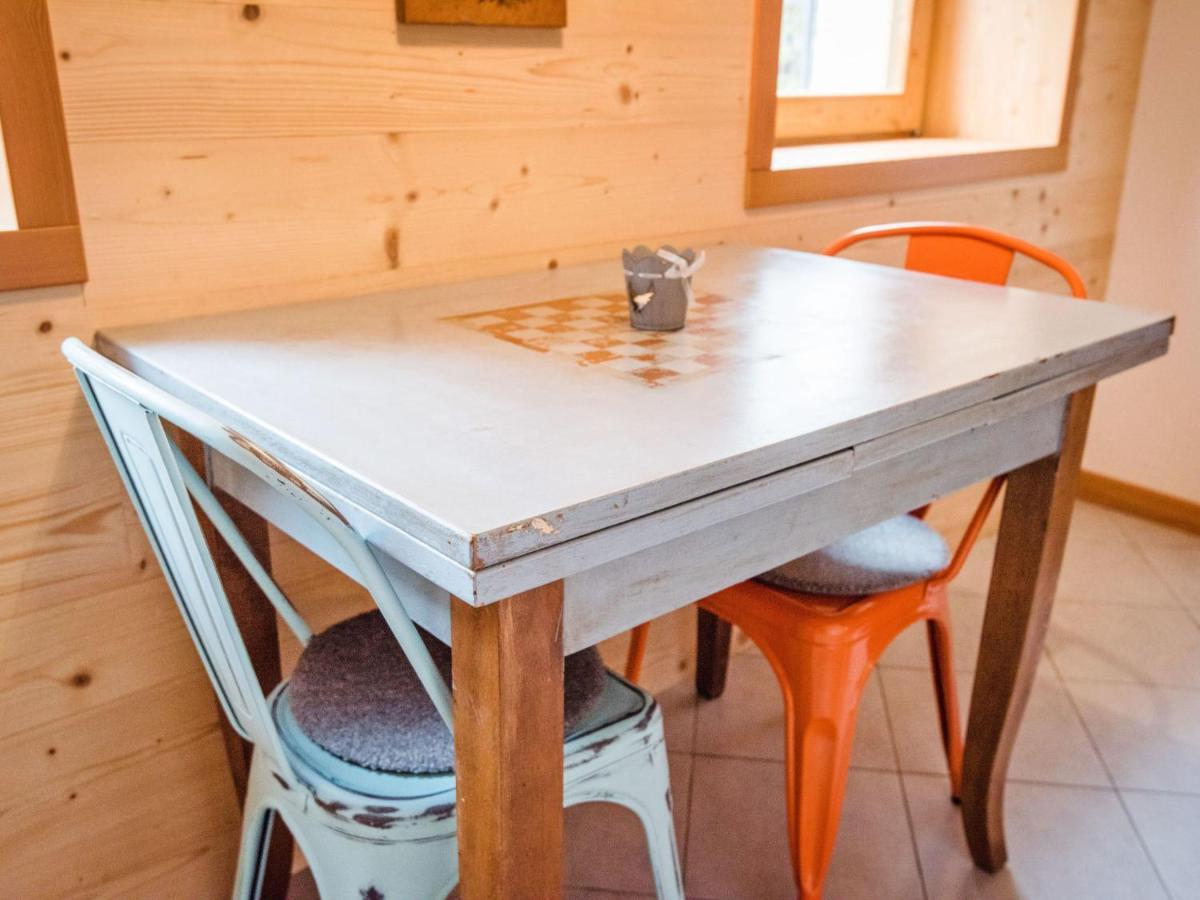 Apartment Albergo Diffuso - Cjasa Ustin-4 By Interhome بارسيز المظهر الخارجي الصورة